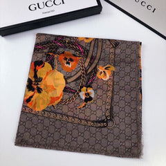 GUCCI 25S SCARF 140 IN CASHMERE 740372