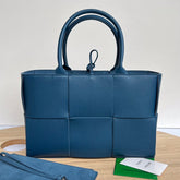 SMALL ARCO TOTE 30 IN AEGEAN BLUE CALFSKIN