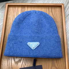 BEANIIE HAT IN SAPPHIRE BLUE WOOL 335031