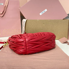 WANDER SMALL HOBO BAG 20 IN RED CALFSKIN