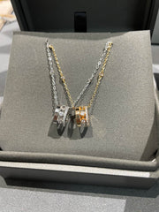 CHAIN MOVE ROMANE PEDAND NECKLACE