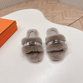 HM 25S ORAN SANDAL IN PALE BEIGE GRAY SHEARLING WITH SILVER HARDWARE