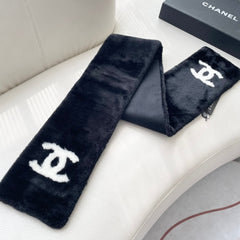CHANEL 25S SCARF 120 IN FAUX FUR 876434