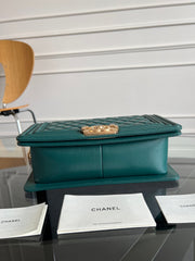 CHANEL 25S BOY BAG 25 IN DARK GREEN LAMBSKIN