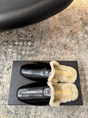 PRADA 25S CLOGS IN BLACK CALFSKIN AND BEIGE FUR-LINED