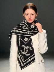 CHANEL 25S SCARF 135 CM IN CASHMERE SILK 943686