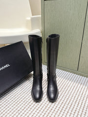 CHANEL 25S MID-CALF BOOTS IN BLACK CALFSKIN WITH ROUND TOE AND ZIPPER