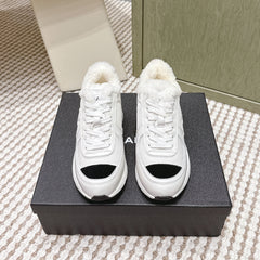 CHANEL 25S SNEAKERS IN WHITE SYNTHETIC FABRIC AND CALFSKIN BLACK SUEDE