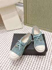 CHANEL 25S MOCCASINS IN LIGHT BLUISH-GRAY AND LIGHT GREY SUEDE