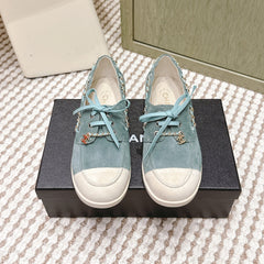 CHANEL 25S MOCCASINS IN LIGHT BLUISH-GRAY AND LIGHT GREY SUEDE