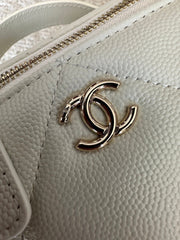 CHANEL 25S VANITY BAG 17 IN WHITE CAVIAR LEATHER WITH GOLD HARDWARE
