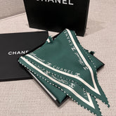 CHANEL 25S SCARF 160 IN SILK 697662