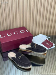 GUCCI 26S LOAFER MULES IN BLACK SUEDE
