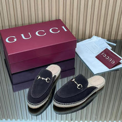 GUCCI 26S LOAFER MULES IN BLACK SUEDE