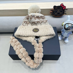 BEANIE HAT IN COLORFUL WOOL 400958