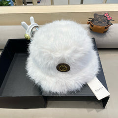 BUCKET HAT IN WHITE FOX FUR 404750