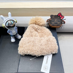 BEANIE HAT IN CAMEL BEIGE SOLF FLEECE 419713