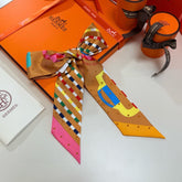 HERMES 25S SCARF TWILLY 86 IN SILK 987339
