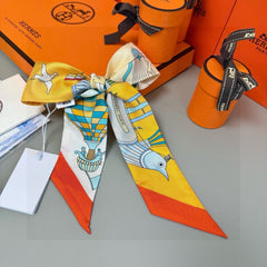 HERMES 25S NECKERCHIEF 86 IN SILK 991545