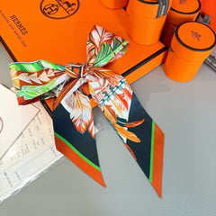 HERMES 25S NECKERCHIEF 86 IN SILK 991555