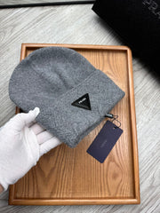 BEANIE HAT IN SHADOW GRAY WOOL AND RABBIT FUR 342034