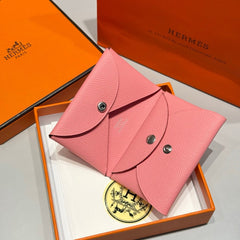 CALVI DUO COMPACT CARD HOLDER IN LIGHT PINK EPSOM CALFSKIN