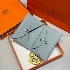 CALVI DUO COMPACT CARD HOLDER IN ASH GRAY EPSOM CALFSKIN