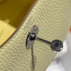 HERMES 25S MINI LINDY 19 IN PASTEL YELLOW CALFSKIN SILVER HARDWARE