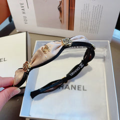 LIGHT PINK SILK HAIRBAND 410836