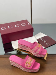 HIGH 6.3 CM WEDGE SANDALS IN PINK CALFSKIN AND FABRIC