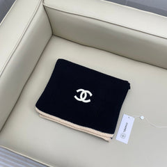CHANEL 25S SCARF IN CASHMERE 931291