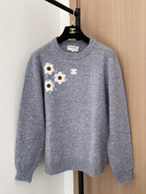 CHANEL 26S CREW NECK SWEATER 858