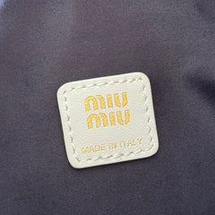 MIUMIU 26S POUCH BAG 15 IN WHITE CALFSKIN GOLD HARDWARE