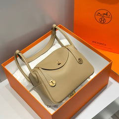 HERMES 25S MEDIUM LINDY 26 IN DARK KHAKI CALFSKIN GOLD HARDWARE