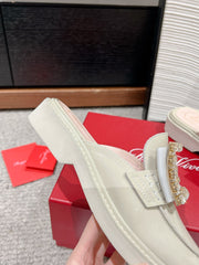 VIV' RANGERS MULES IN CREAM PATENT CALFSKIN CRYSTAL BUCKLE