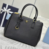 PRADA 25S GALLERIA LARGE BAG 32 IN BLACK CALFSKIN GOLD HARDWARE