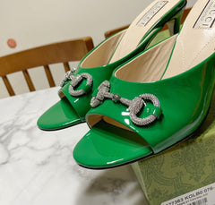 GUCCI 26S HORSEBIT HIGH-HEELED SANDALS 80 MM IN GREEN GLOSSY CALFSKIN