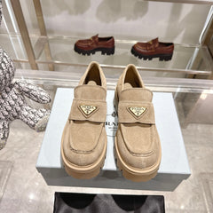 PRADA 25S THICK-SOLE LOAFERS 60 MM IN BEIGE SUEDE