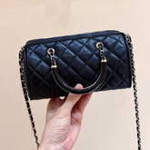 BOSTON MATELASSE CAVIAR SHOULDER HANDBAG 18 IN BLACK LAMBSKIN