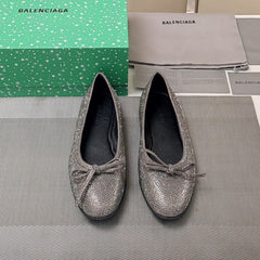 RHINESTONE BALLET FLATS WITH BOW IN GRAY SHEEPSKIN