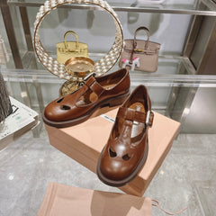 SANDAL CHESTNUT COLOR COWHIDE WITH STYLIZED T-STRING