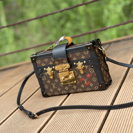 LV PETITE MALLE 20CM MONOGRAM CANVAS