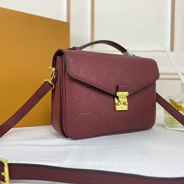 LV POCHETTE METIS 25CM DARK RED