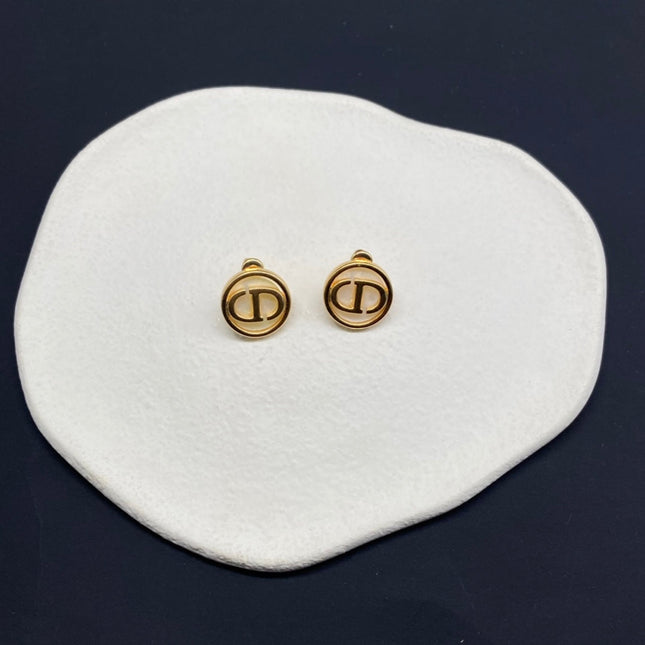 CD STUD EARRINGS MOP ANTIQUE GOLD