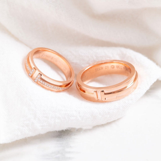 T PINK GOLD RING