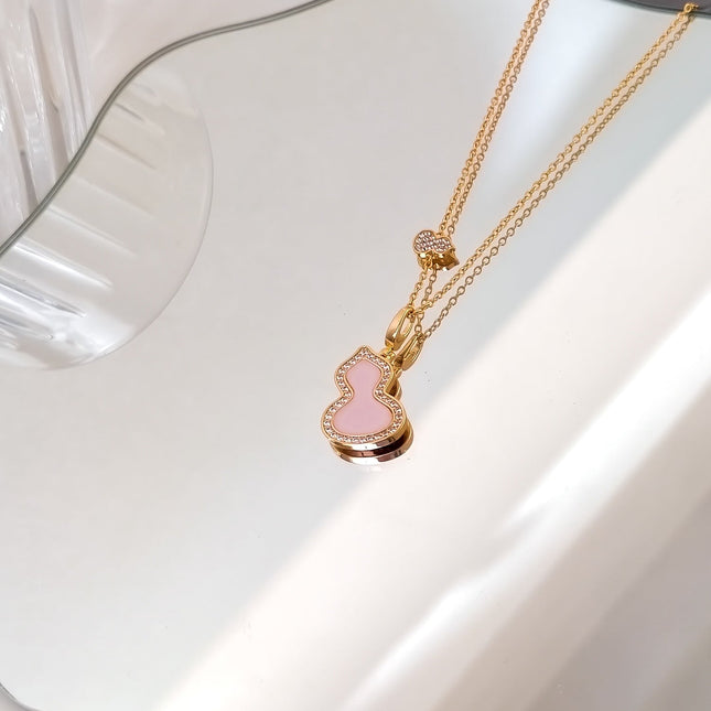 WULU 2 MOTIF PINK MOP PINK GOLD NECKLACE