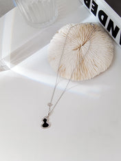 WULU 2 MOTIF ONYX SILVER NECKLACE