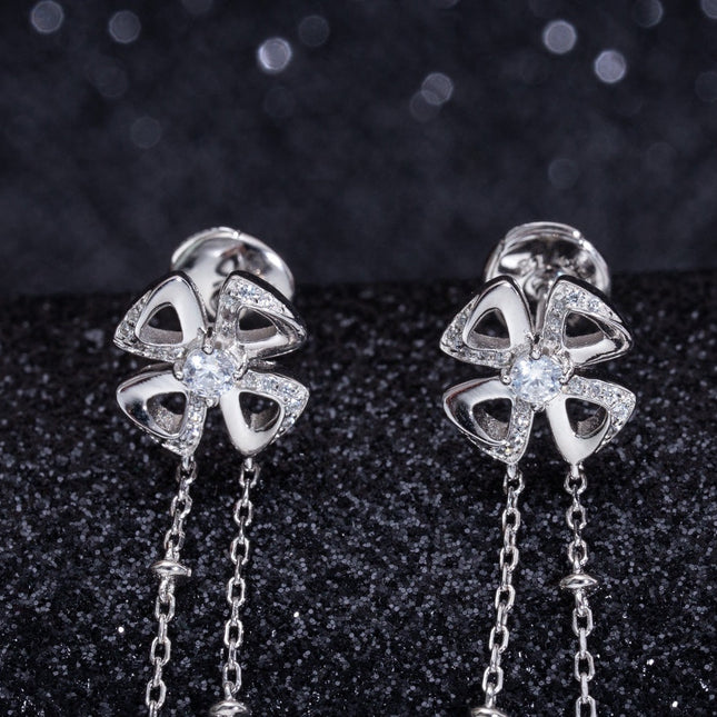 FIOREVER SILVER DIAMOND DROP EARRINGS