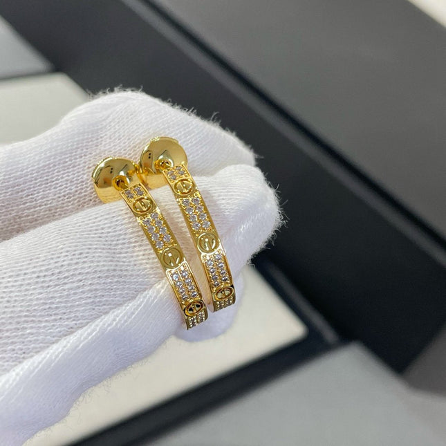 LOVE DIAMOND GOLD HOOP EARRINGS