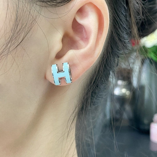 POP H SKY BLUE STUD EARRINGS